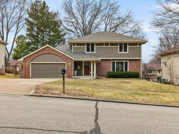 1012 45th Street, West Des Moines, IA 50266