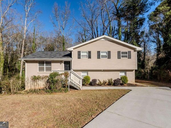 4412 Rustic Wood Drive, Stone Mountain, GA 30083