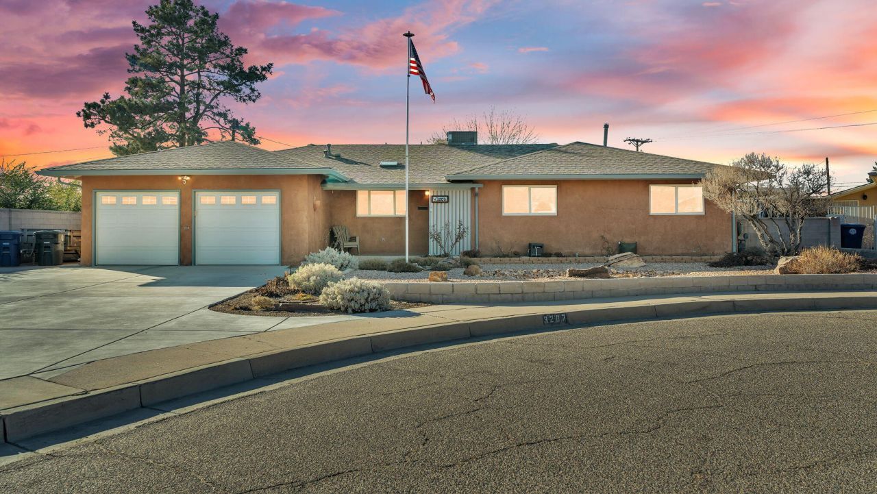 3207 Indiana Street Ne, Albuquerque, NM 87110 Main Photo