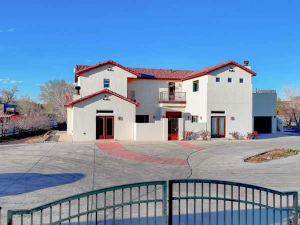2201 Loma Larga Road, Corrales, NM 87048