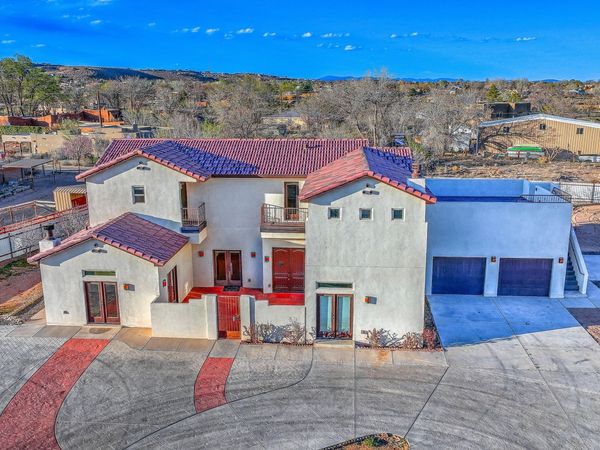 2201 Loma Larga Road, Corrales, NM 87048