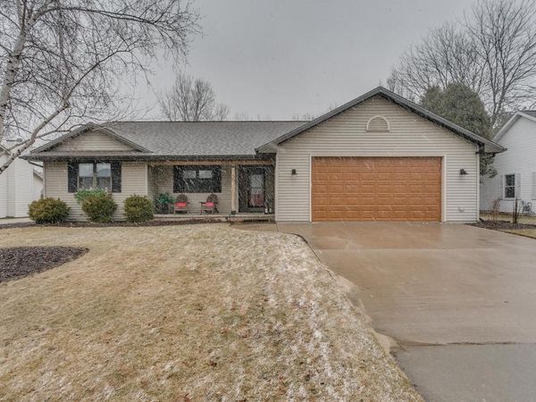 30 WEATHERSTONE DRIVE, Appleton, WI 54914