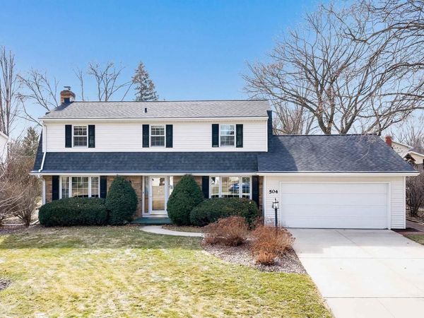504 SOMERSET DRIVE, Green Bay, WI 54301