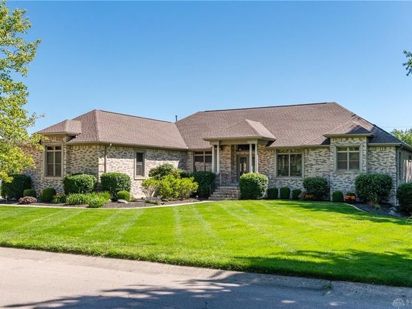 173 Countryside, Troy, OH 45373