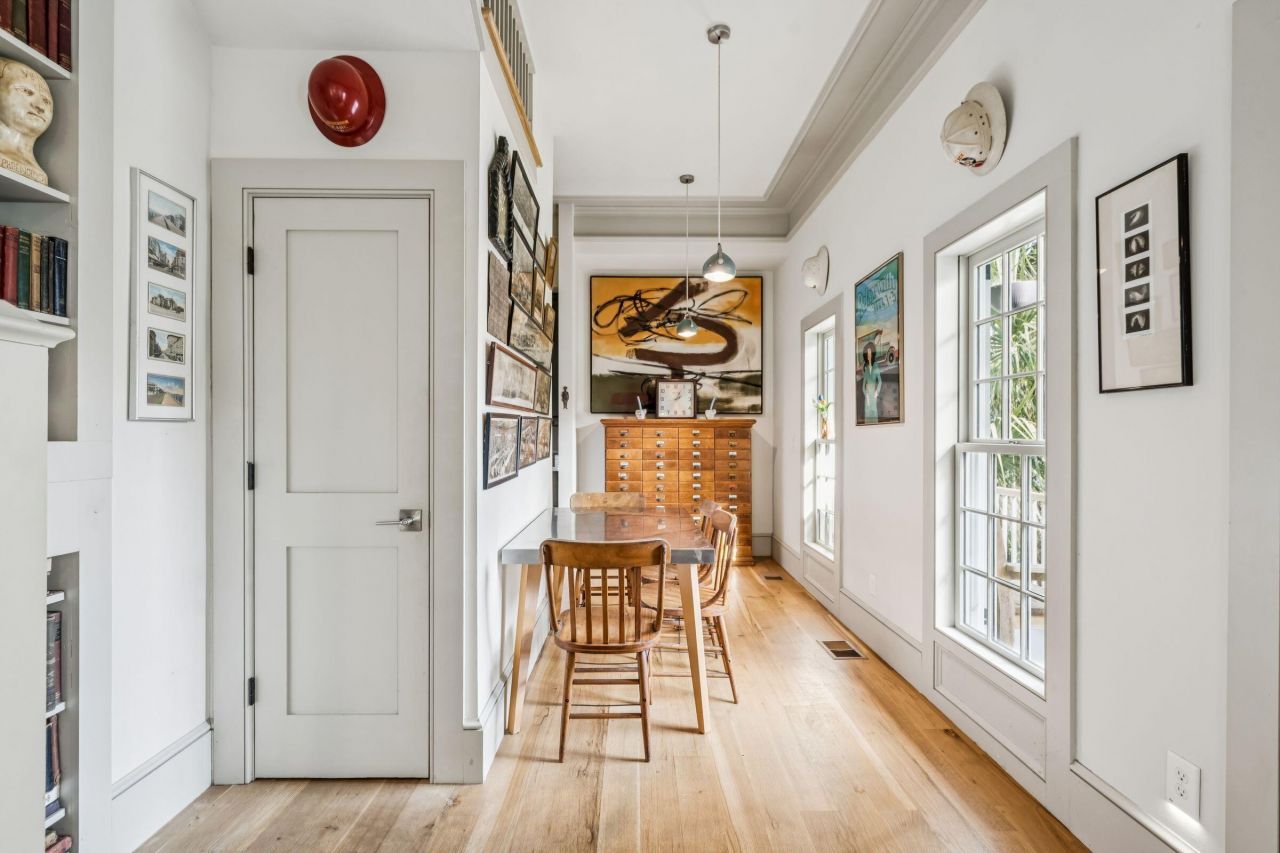 6 Catfiddle Street Photo 22