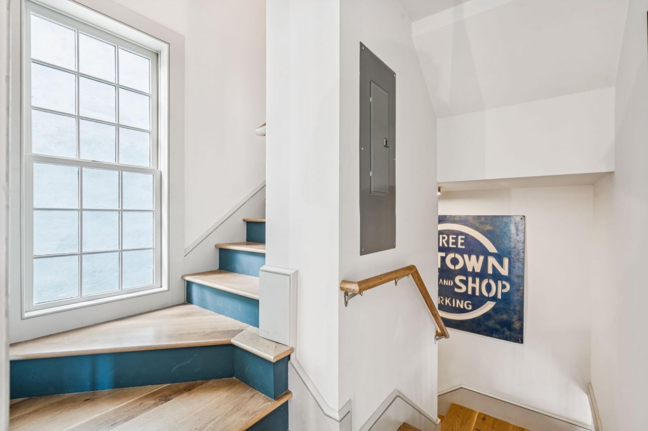 6 Catfiddle Street Photo 32