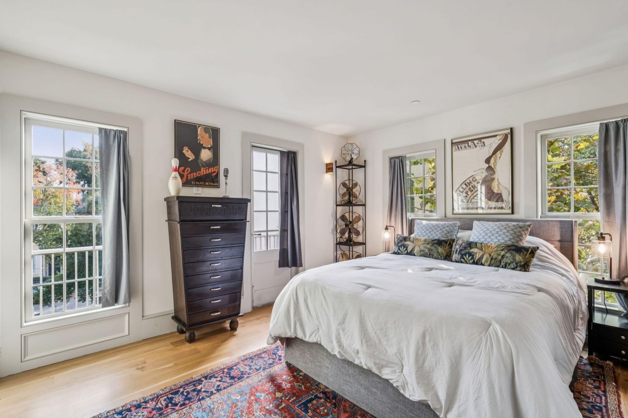 6 Catfiddle Street Photo 34