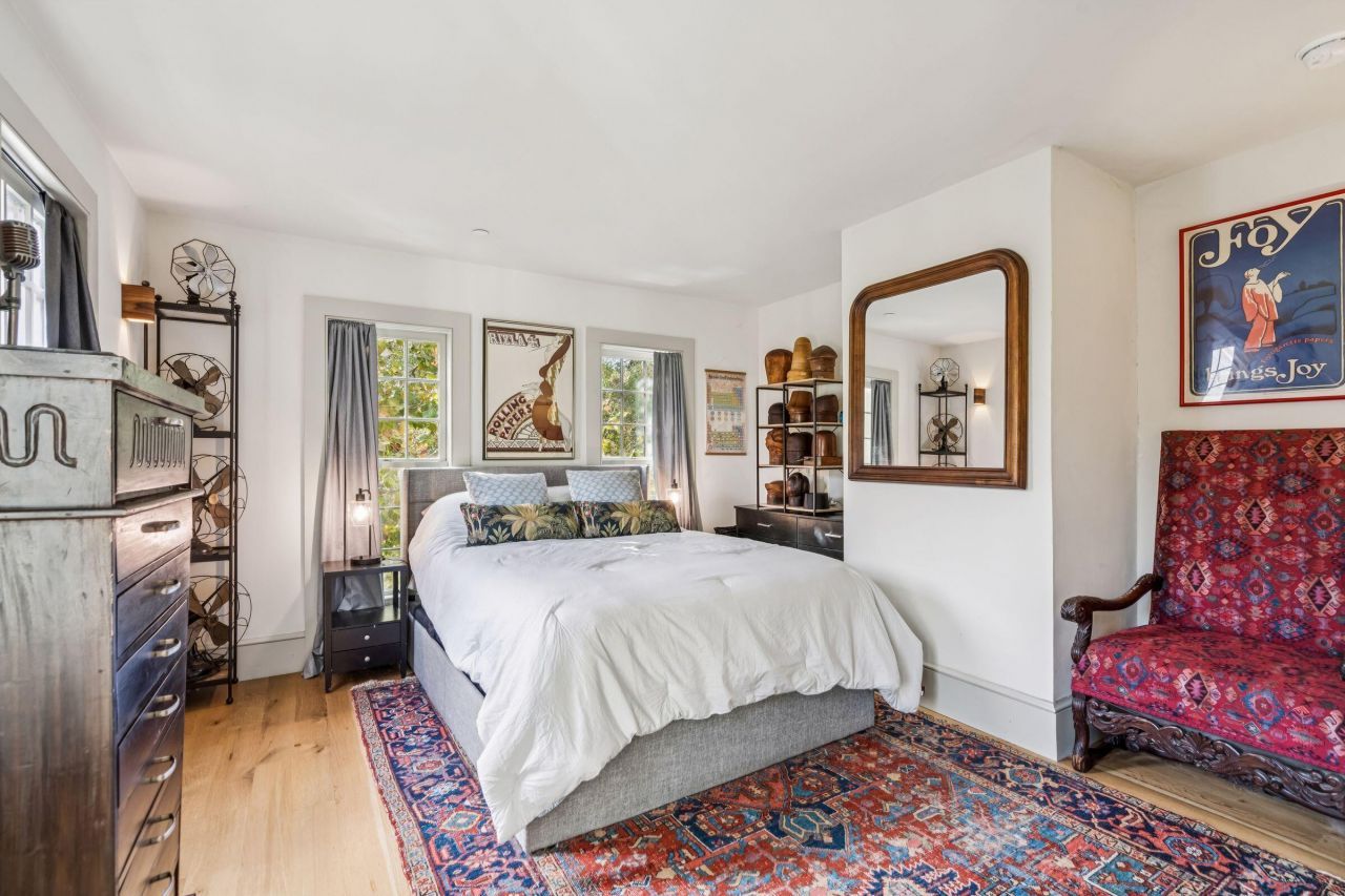 6 Catfiddle Street Photo 35