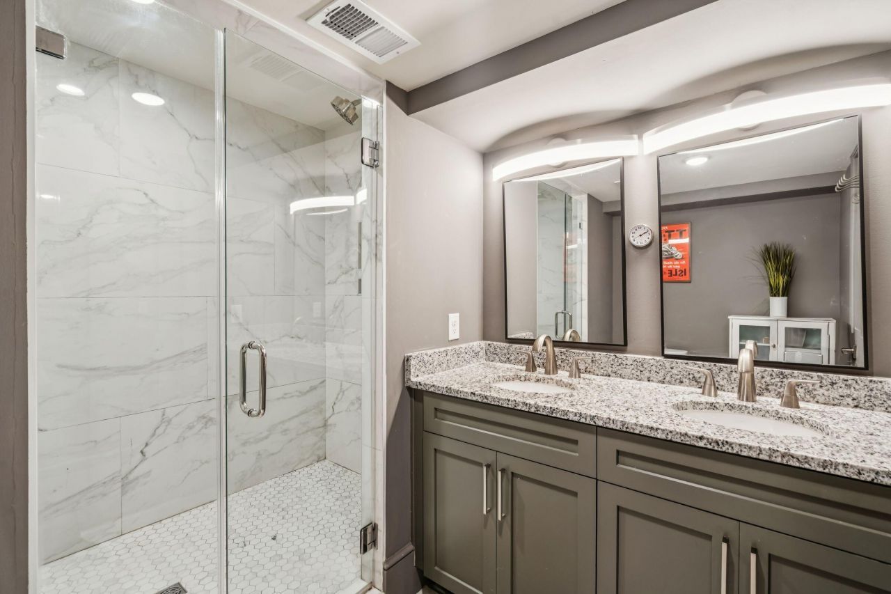 6 Catfiddle Street Photo 41