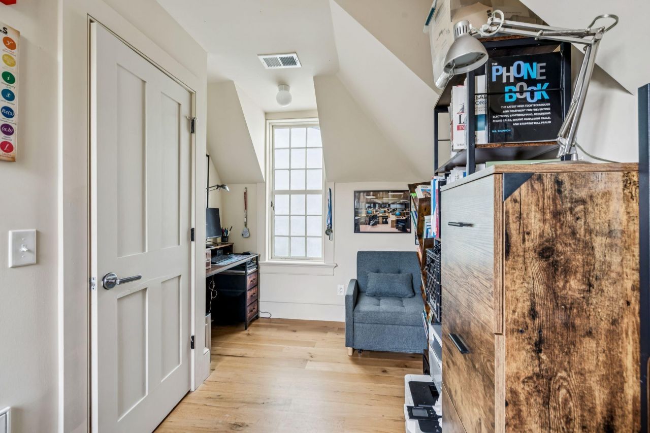 6 Catfiddle Street Photo 48