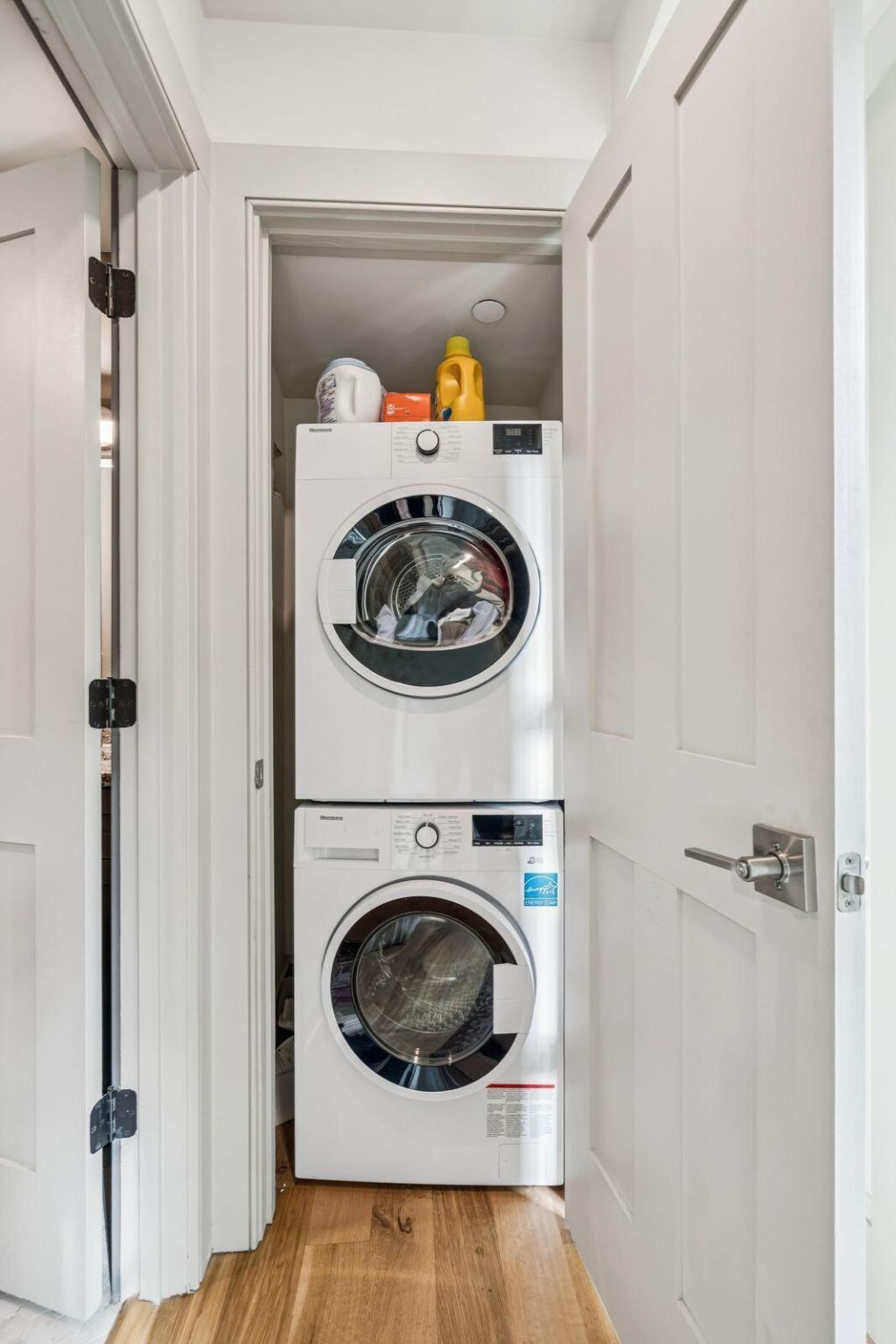 6 Catfiddle Street Photo 54