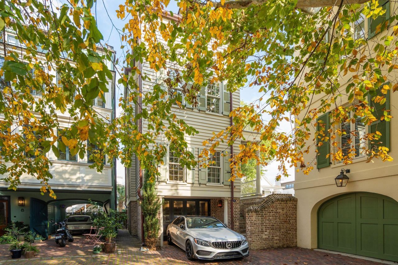 6 Catfiddle Street Photo 6