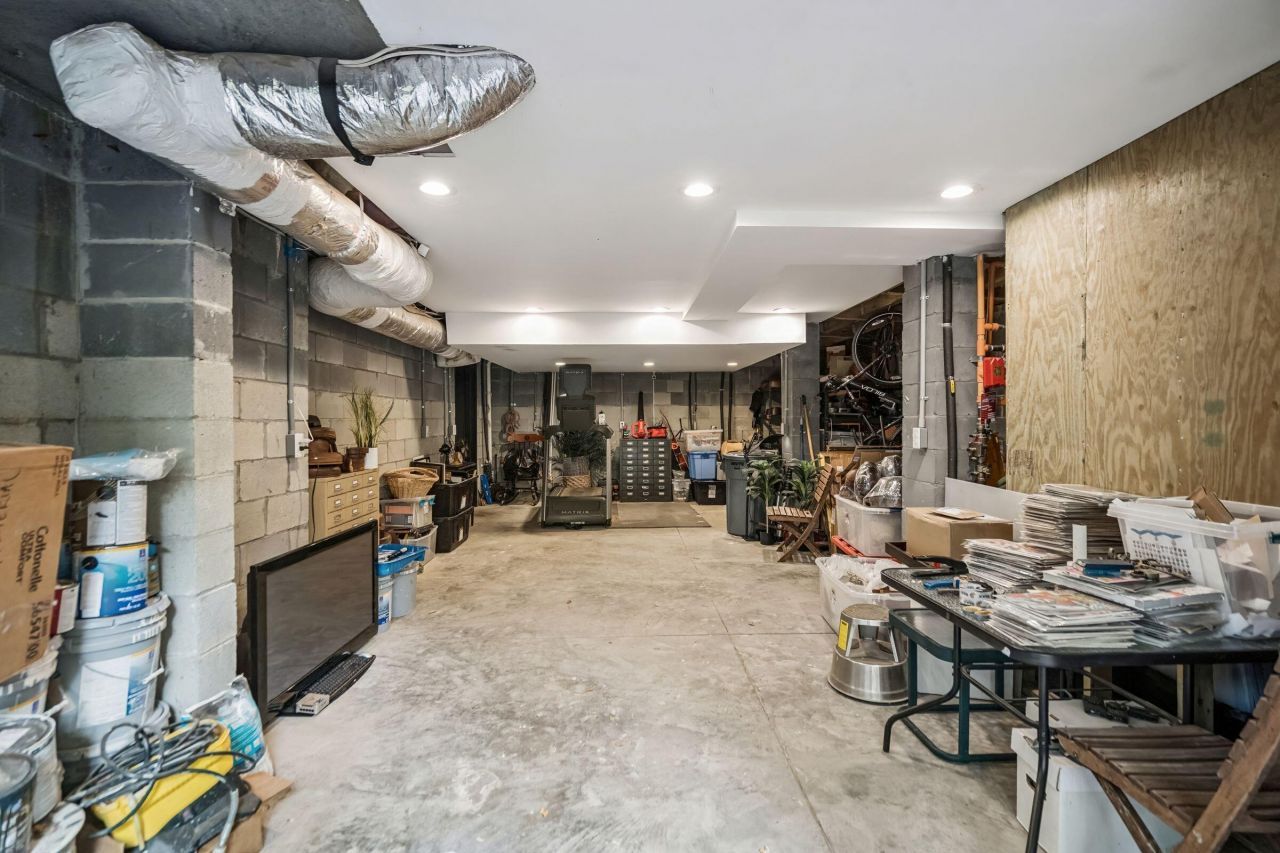 6 Catfiddle Street Photo 66