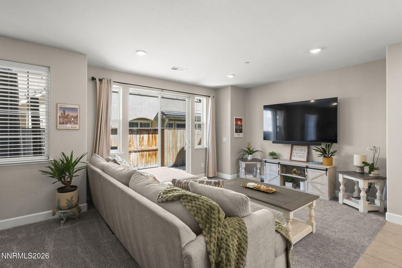 1915 Sea Horse Road, Unit B, Reno, NV 89521 Photo