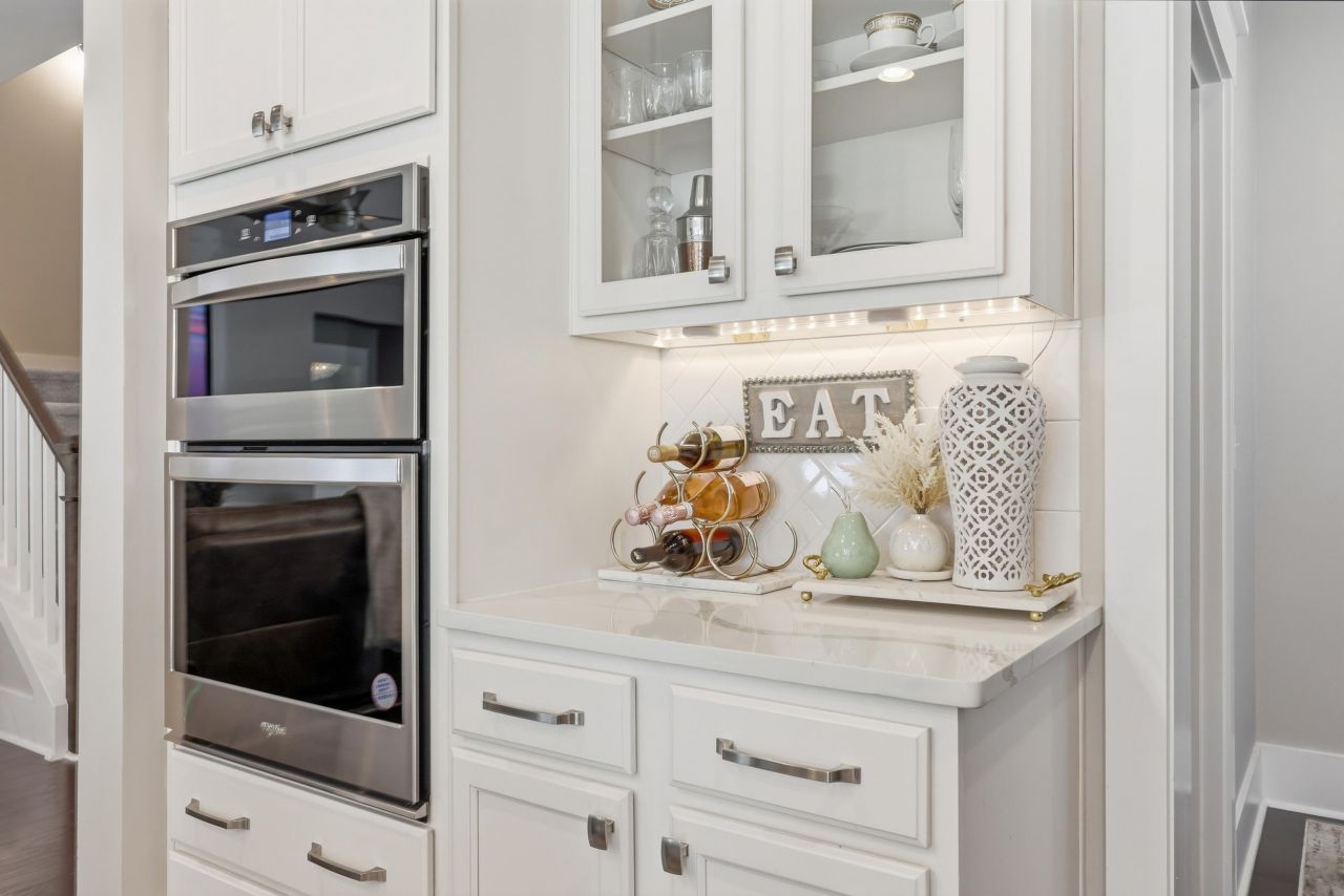 6255 Chadderton Circle Photo 12