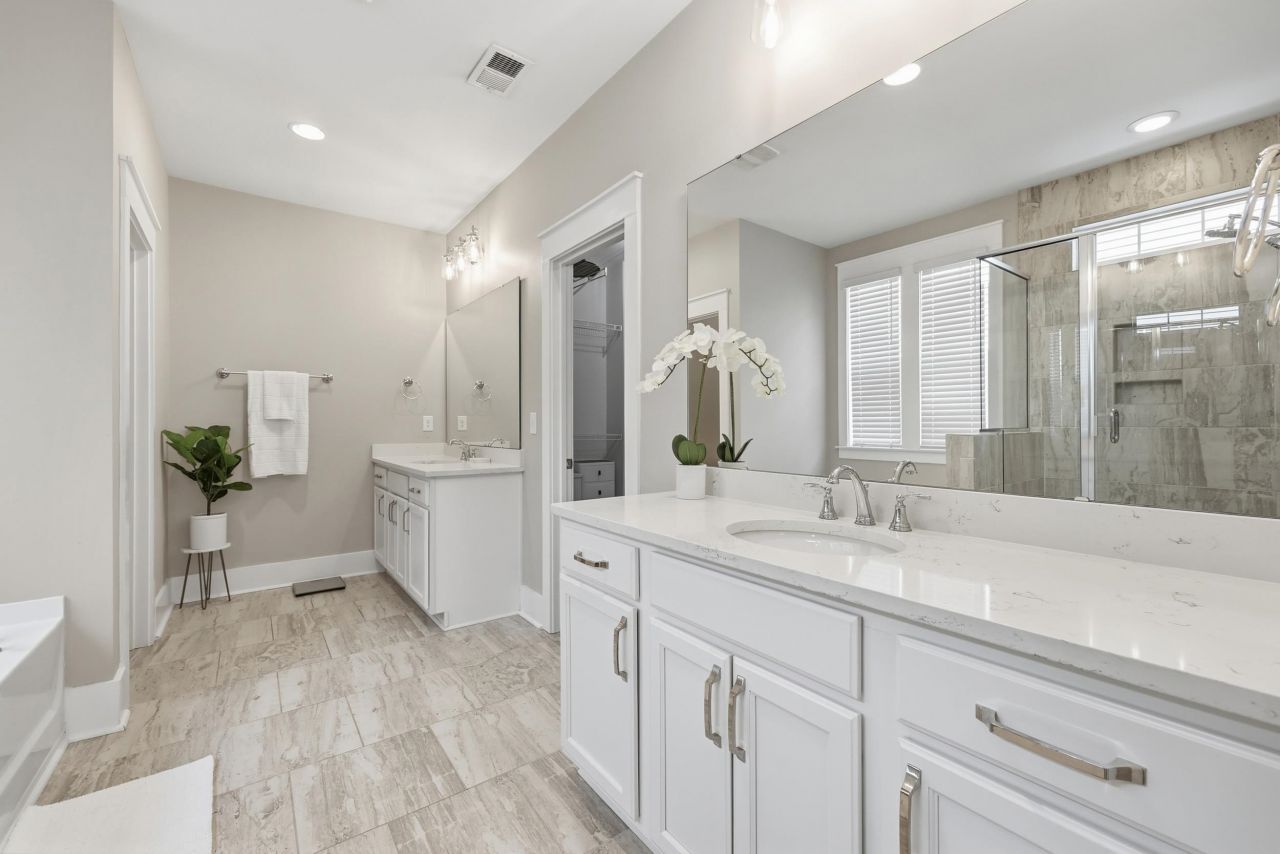 6255 Chadderton Circle Photo 21