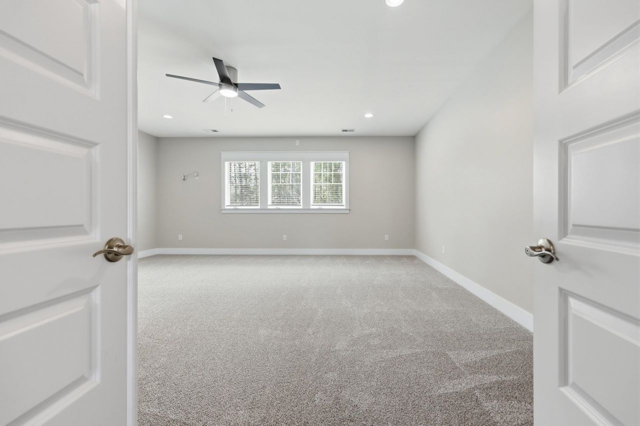 6255 Chadderton Circle Photo 23