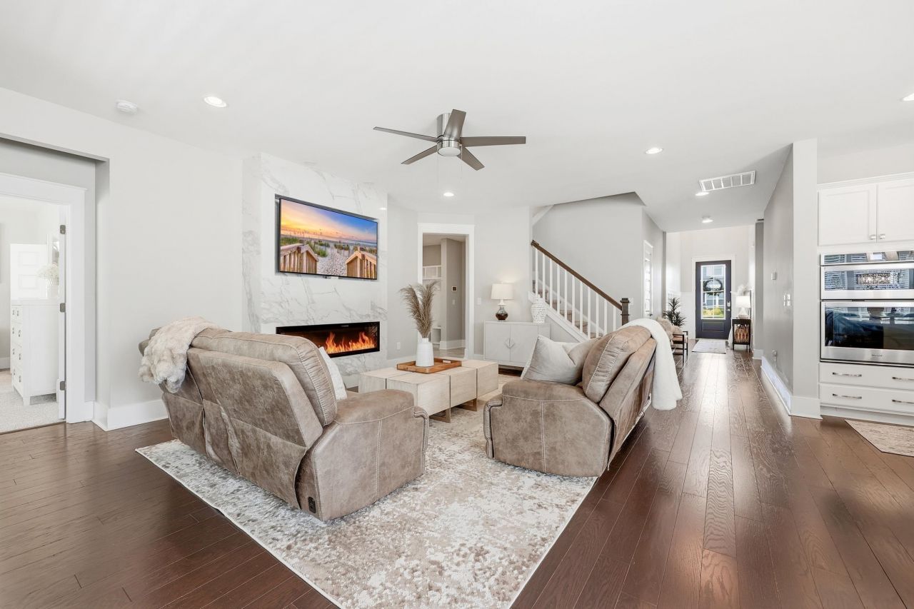 6255 Chadderton Circle Photo 7