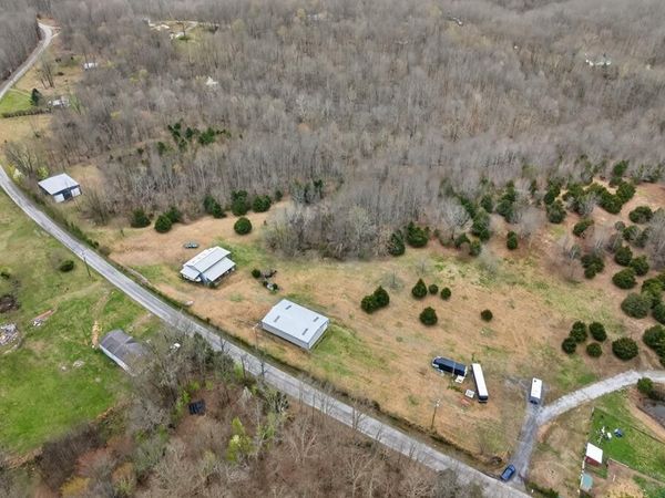 2340 Turkeytown Rd , Hilham, TN 38568