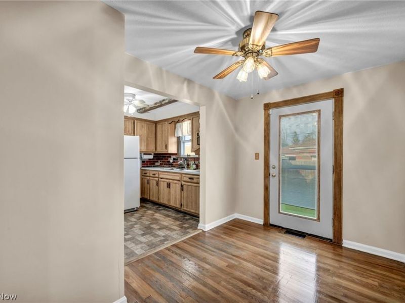 6471 Kerneywood Road , Parma, OH 44129 Photo 12