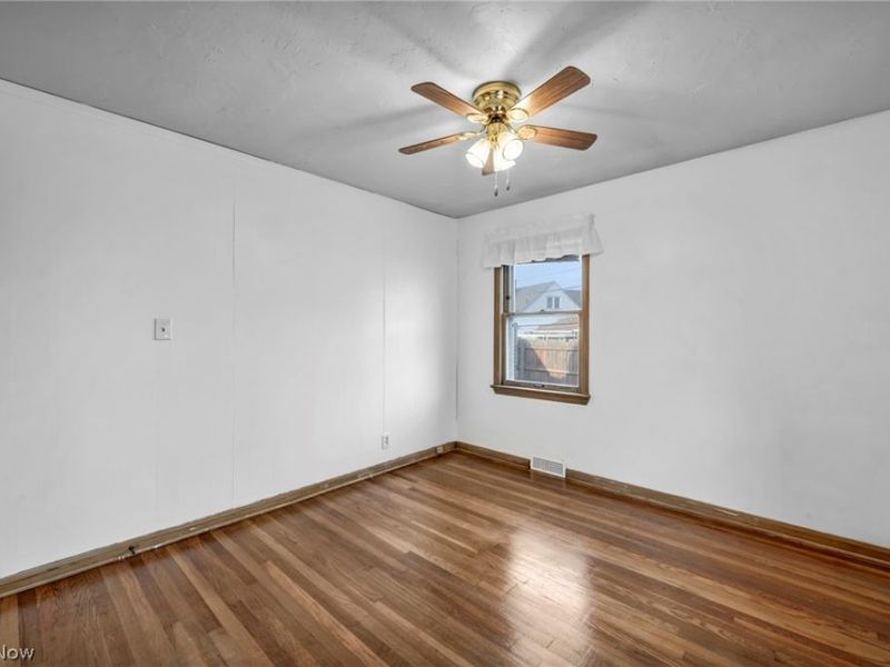 6471 Kerneywood Road , Parma, OH 44129 Photo 14