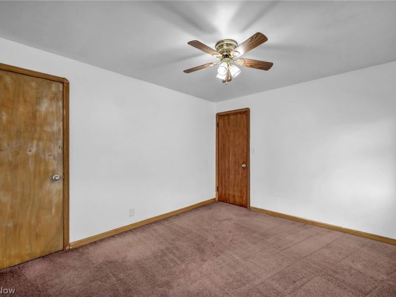 6471 Kerneywood Road , Parma, OH 44129 Photo 20