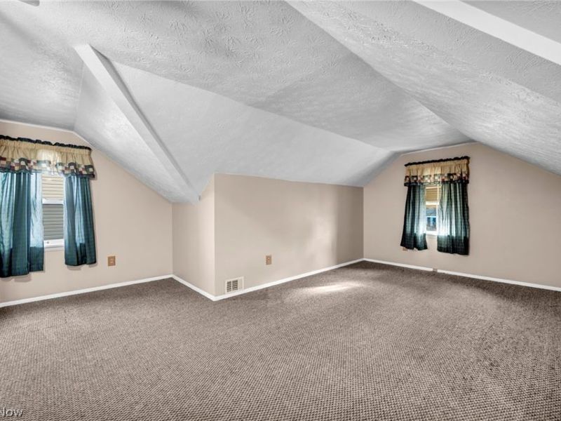 6471 Kerneywood Road , Parma, OH 44129 Photo 24