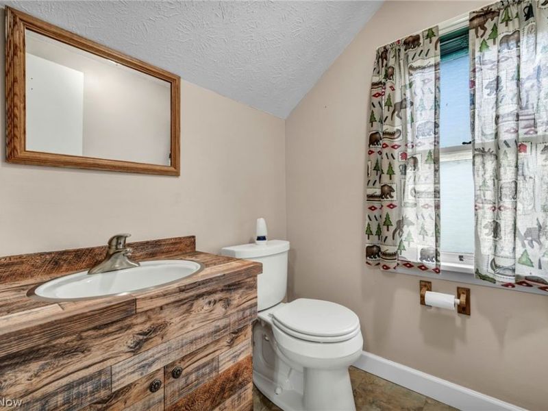 6471 Kerneywood Road , Parma, OH 44129 Photo 26