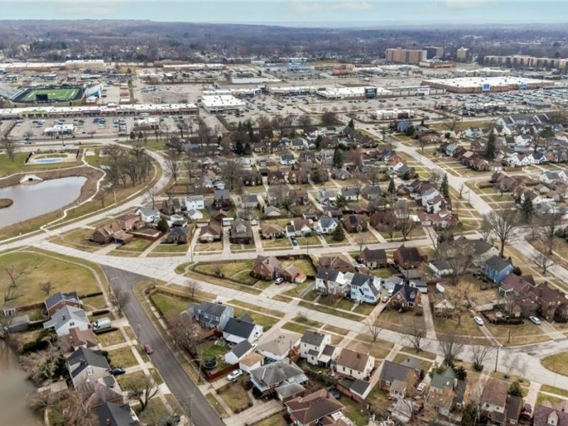 6471 Kerneywood Road , Parma, OH 44129 Photo 37