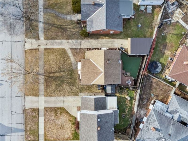 6471 Kerneywood Road , Parma, OH 44129 Photo 38