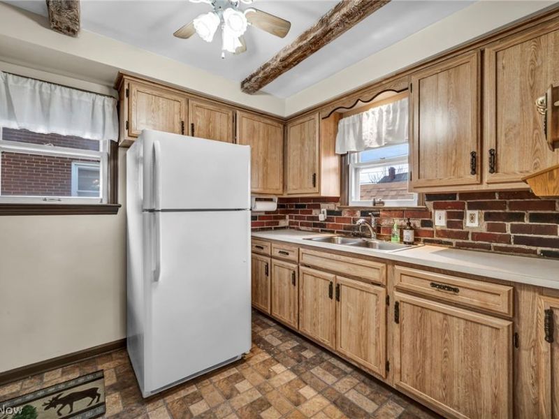 6471 Kerneywood Road , Parma, OH 44129 Photo 6