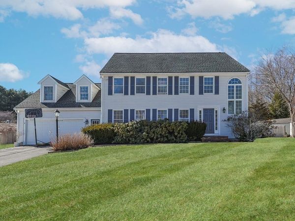 430 Mendon Rd, North Attleboro, MA 02760