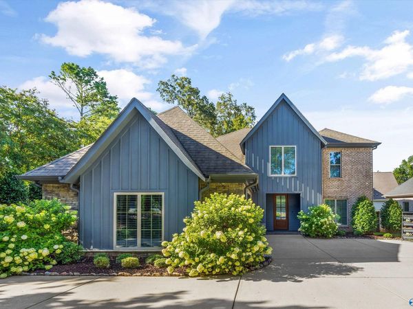 100 Bishop Bend Drive, Huntsville, AL 35806