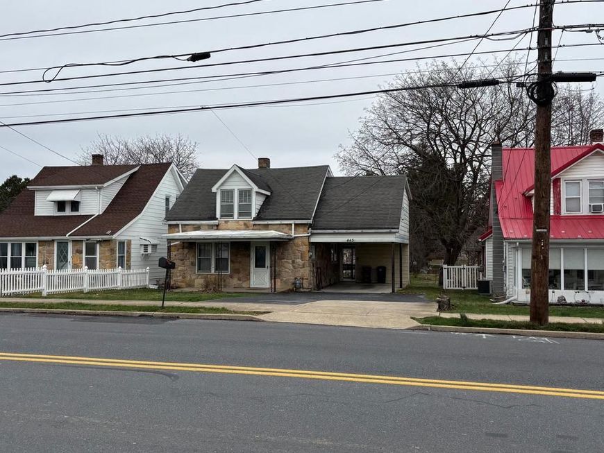 445 Stouffer Avenue , Chambersburg, PA 17201 Main Photo