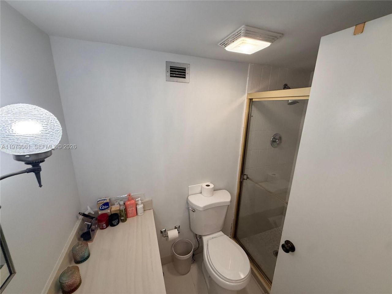 6039 Collins Ave, Unit 635, Miami Beach, FL 33140 Photo