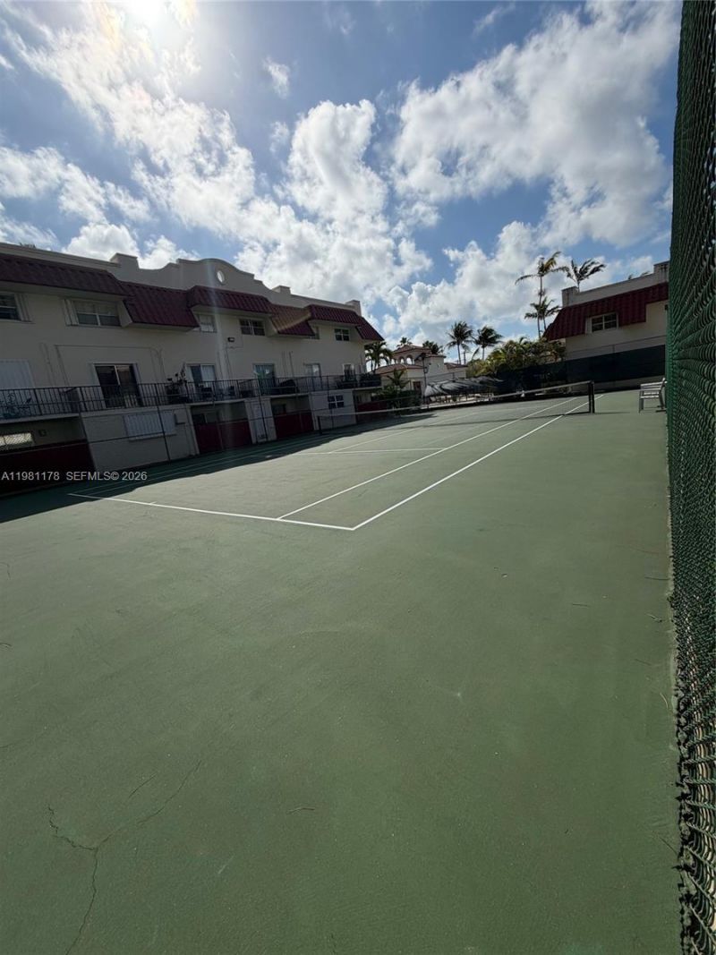 6709 N Kendall Dr , Unit 209, Pinecrest, FL 33156 Photo