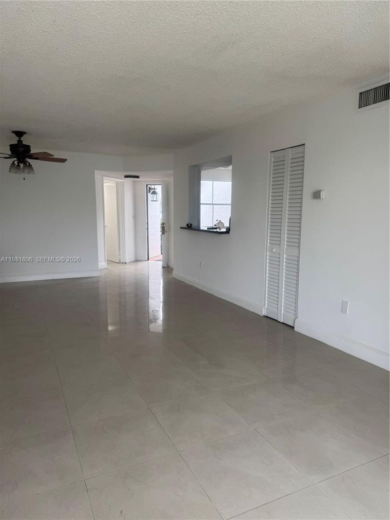 4631 NW 97th Ct, Unit 6, Doral, FL 33178 Photo