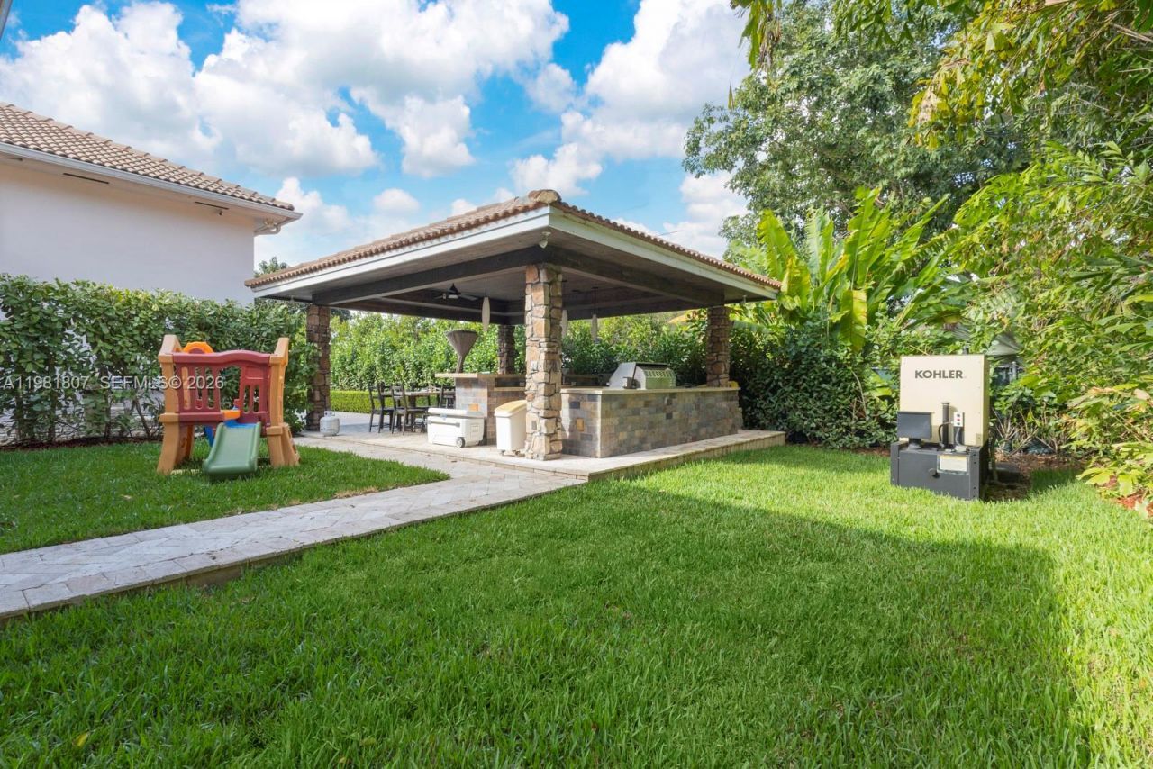 7140 SW 70th Ave, Miami, FL 33143 Photo