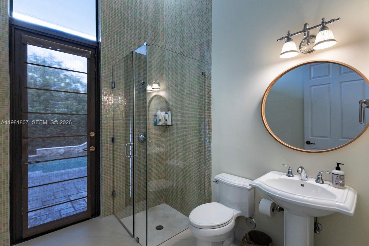 7140 SW 70th Ave, Miami, FL 33143 Photo