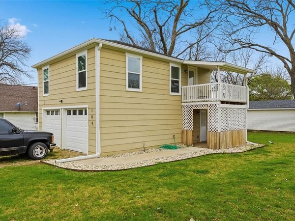 104 N Givins Street, Hillsboro, TX 76645