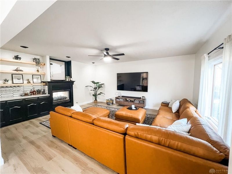 10748 Country Walk Court, Centerville, OH 45458 Photo 6