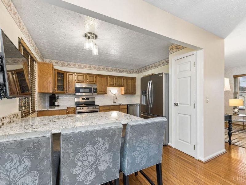 1407 Graymont Court, Springfield Twp., OH 45240 Photo 11