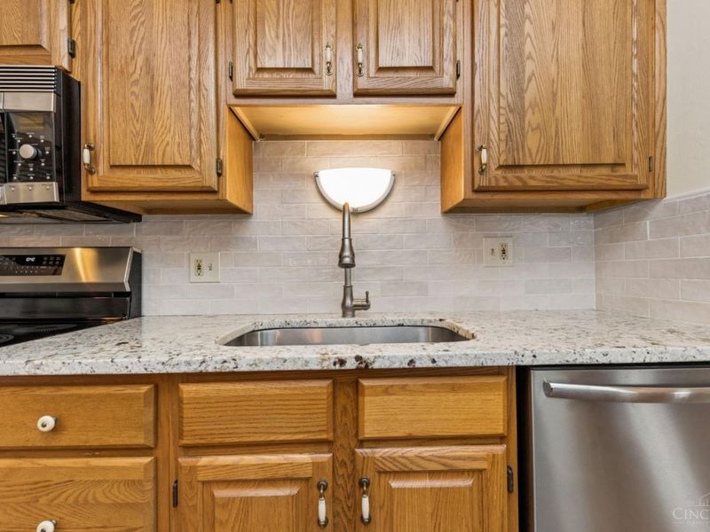 1407 Graymont Court, Springfield Twp., OH 45240 Photo 15