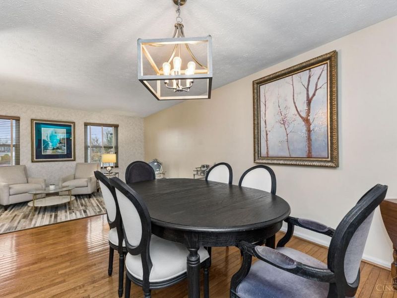 1407 Graymont Court, Springfield Twp., OH 45240 Photo 8