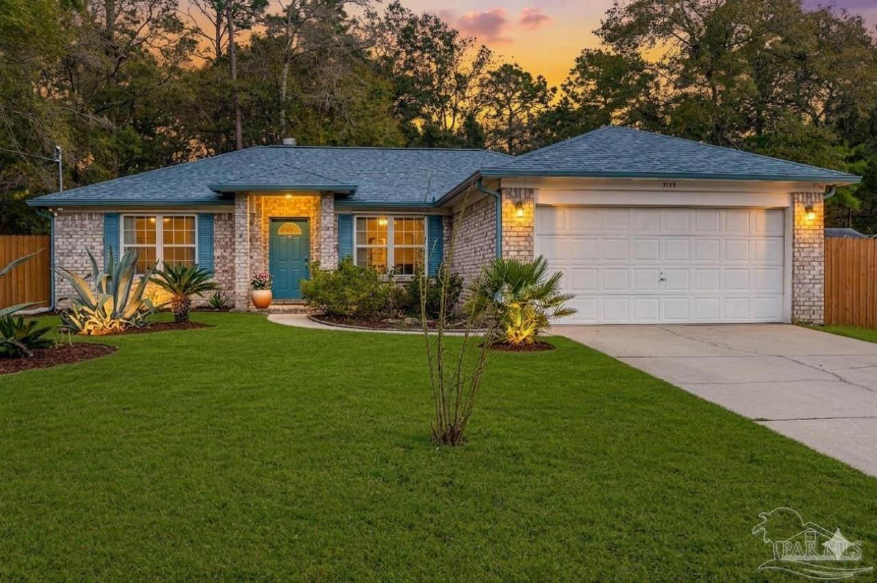 5149 Westport Dr, Milton, FL 32570 Main Photo