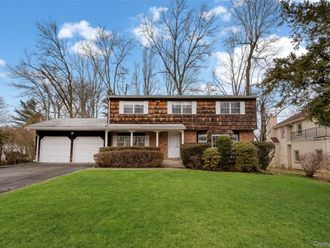 36 W Terrace Road Great Neck, NY 11021