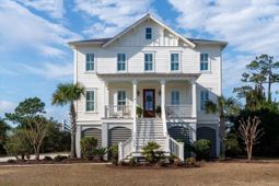 1528 Red Drum Road photo 4