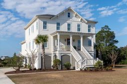 1528 Red Drum Road photo 4