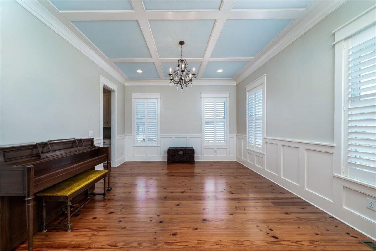 1528 Red Drum Road Photo 9