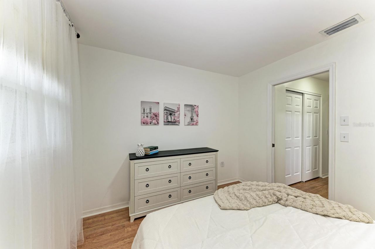 3316 Vivienda Boulevard, Bradenton, FL 34207 Photo